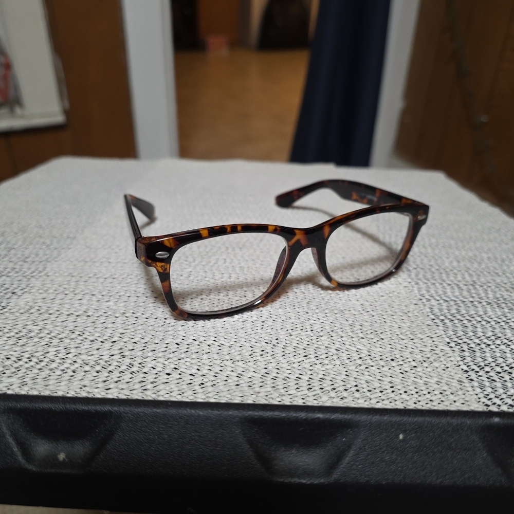 Tortoise Shell Women's Glasses (Rx Can Be Swapped)
